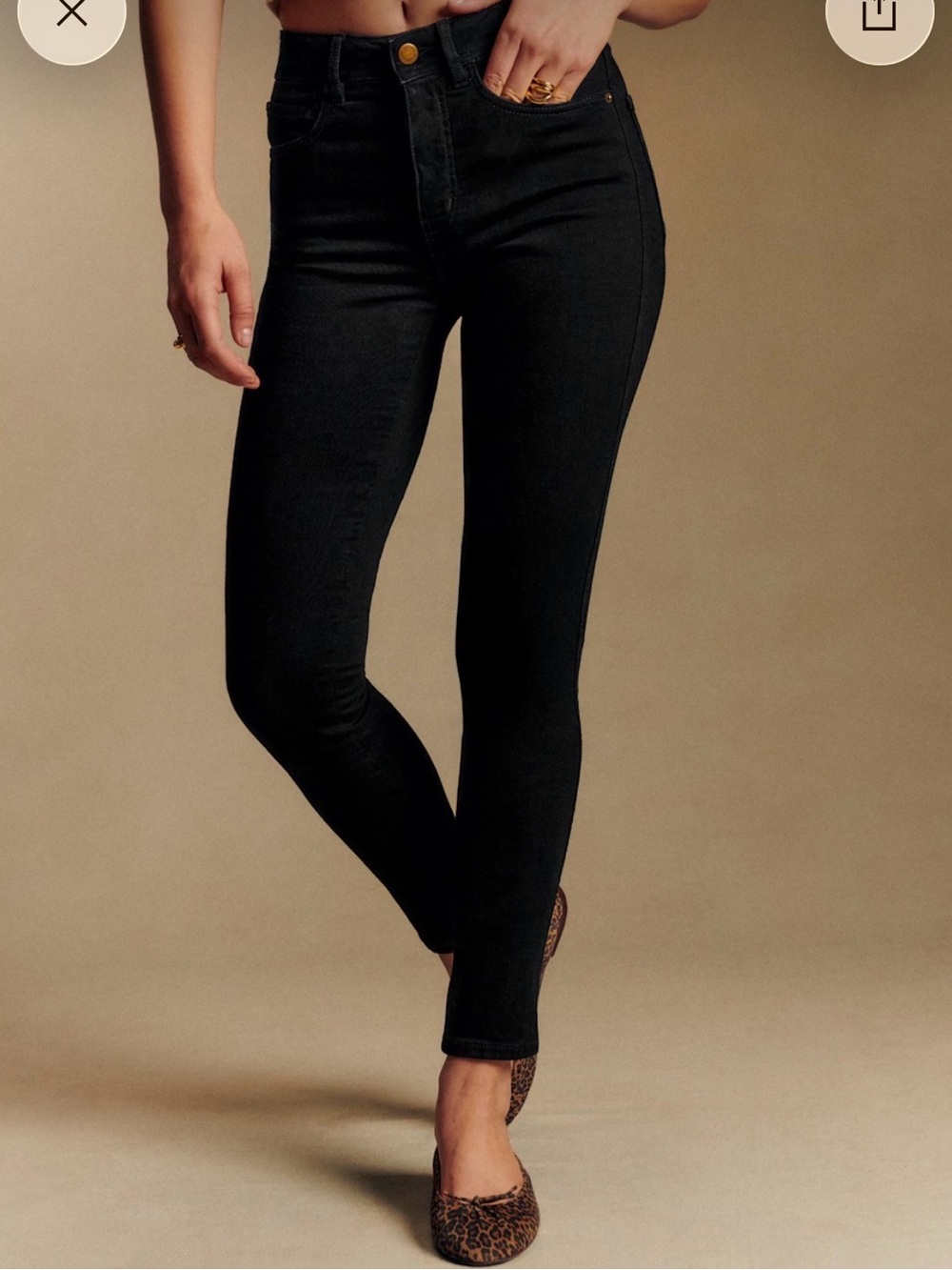 Sezane Slim Parfait Jeans in Black
